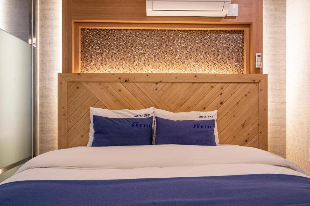 Sky Hotel Changwon Buitenkant foto